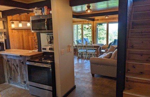 Cullman Cabin | Fuller View Cabin - A Mountain Cabin overlooking Sweet Home Alabama!