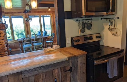 Cullman Cabin | Fuller View Cabin - A Mountain Cabin overlooking Sweet Home Alabama!