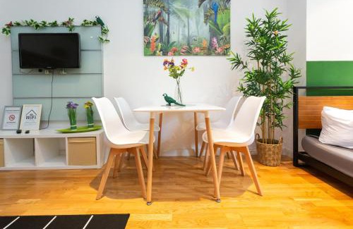 Zentrum-Nord Apartment | FullHouse - Leipzig - N6 Jungle - SmartTV - Nespresso