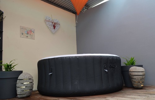 Saint-Louis House | Fully equipped studio with Spa
