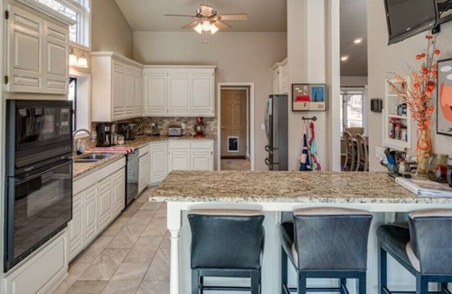 Hot Springs Village House | Fully equipped for fun on Lake Coronado