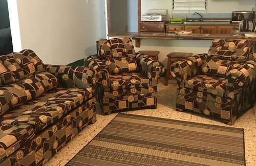 Boscobel House | Fully equipped and furnished 3 Bedroom Bungalow, prime North Coast location