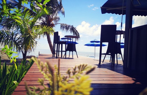 Moorea-Maiao House | fully equipped house with sea front pool & deck, quiet vacation