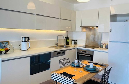 Kartal Condo | Fully equipped residence with city view