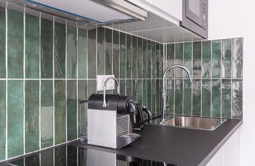 Chartrons Apartment | Fully-equipped studio - great internet