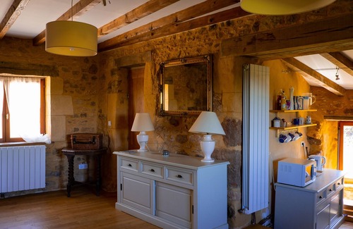 Saint-Front-sur-Lemance House | fully booked