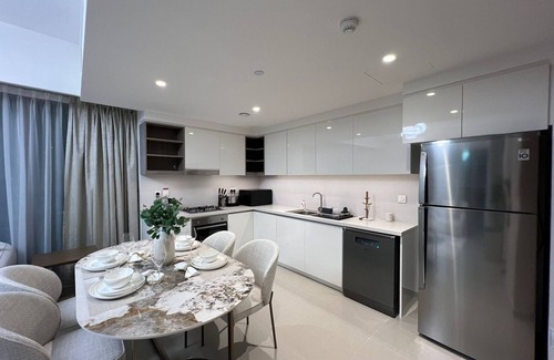 Bur Dubai Apartment | Fully Furnish & Luxury 2BR Apartment in Downtown Dubai available for Rent