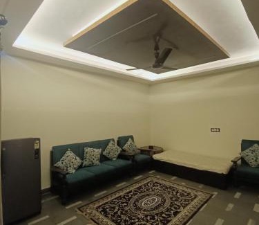 Bhopal Apartment | Fully furnished 1 BHK Apartment near Lake