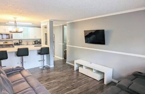 Bridgeland Condo | Fully furnished 2 bedroom condo w/free parking on premises