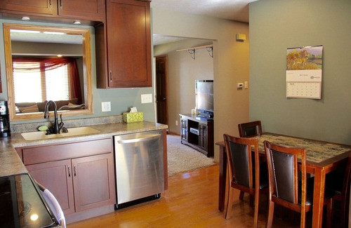 Sioux Falls House | Fully Furnished 3 Bedroom - 2 Bath - Double Garage
