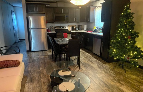 Thompson House | Fully furnished 3 bedrooms