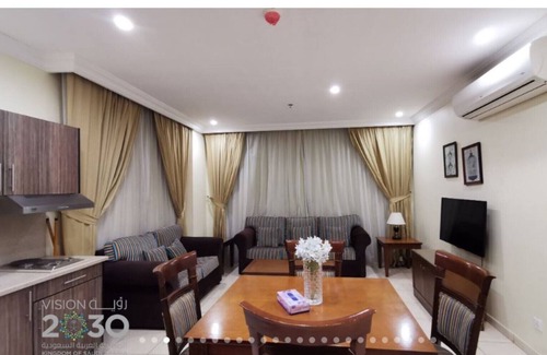 Al-Balad Apartment | Fully Furnished 3 Rooms Serviced Apartment FOR RENT Sari St / UNIT 11