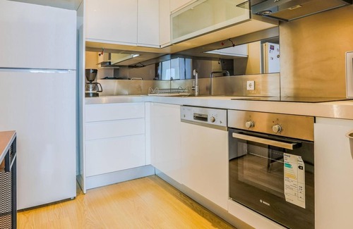 Atasehir Apartment | Fully Furnished Flat with Security in Atasehir