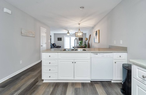 Martinez House | Fully Furnished Gated Townhouse - 1016 Micah Tr