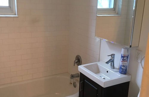 Cote-Des-Neiges—Notre-Dame-De-Grace Apartment | Fully Furnished one bedroom Apartment near Monkland village and Concordia