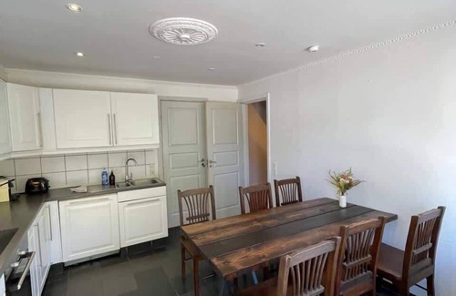 Amager Apartment | Fully furnished room with shared kitchen and bathroom 2