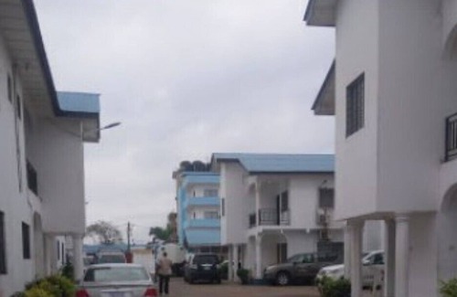 Monrovia House | Fully Furnished & Serviced 1Bed apartment Eleven