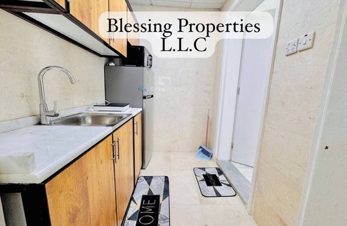 Abu Dhabi Apartment | Fully furnished studio-apartment with AC, Parking. WiFi in lovely Abu Dhabi