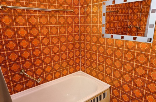 Rathaus Apartment | Fully furnished studio apartment, 47m² large, directly in the city center, with balcony!!!