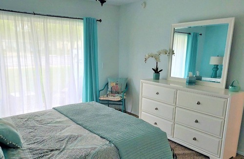 Tavares Villa | Fully Furnished Villa in Tavares, Fl. 30 Day Minimum stay.
