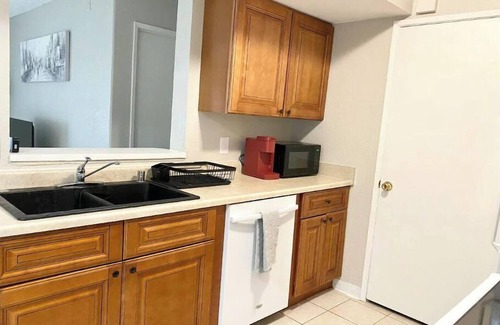 Las Vegas Condo | Fully Furnished w/Amenities & Parking $1990/month