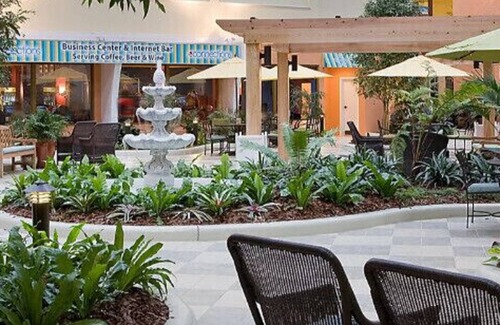 Orange Lake Condo | Fully kitthen, 2 TV's, Cable , Phone, WIFI internet, 7 miles from Disney World