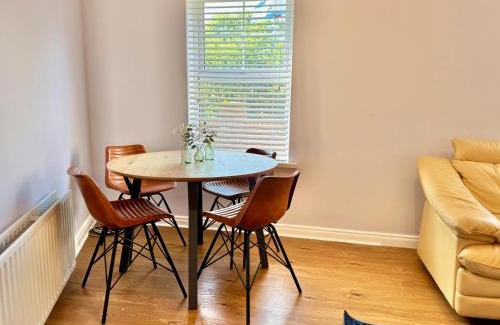 Belfast Apartment | Fully refurbished - Park View 2 Bed