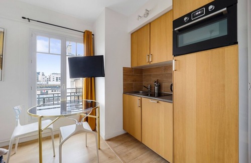 Neuilly-sur-Seine Apartment | Fully Renovated apartment ! Neuilly Sur Seine