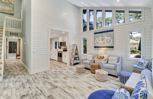 Sea Pines House | Fully renovated Sea Pines home w/private pool and deck surrounded by nature