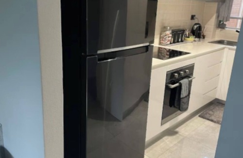 Brighton-le-Sands Apartment | Fully Renovated 2-bedroom apartment in Brighton-Le-Sands, 2 mins from the Beach