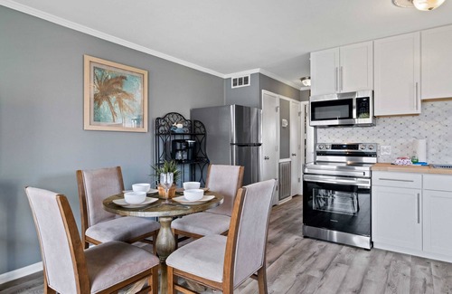 Folly Field Condo | Fully Renovated for 2023! Steps To The Beach And Pool! Great Location