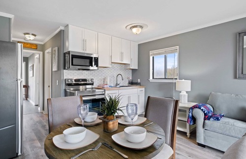 Folly Field Condo | Fully Renovated for 2023! Steps To The Beach And Pool! Great Location
