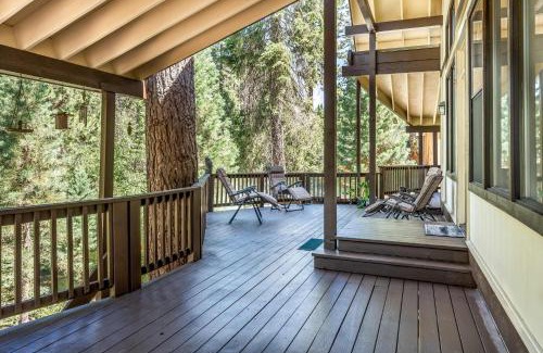 Fish Camp House | Fully Renovated 3Bd at Yosemite's South Gate