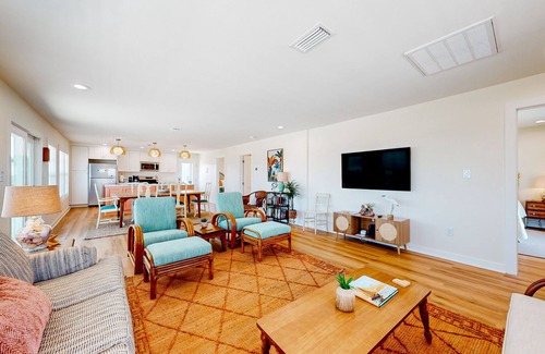 Fort Morgan House | Fully renovated, beachfront home with wraparound deck & Gulf views