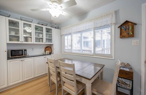 Sea Isle City Condo | Fully Renovated condo in the heart of Sea Isle City