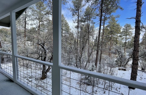 Oak Knoll Village Cabin | Fully renovated cabin w/private forest views & 3.2 miles to downtown Prescott!