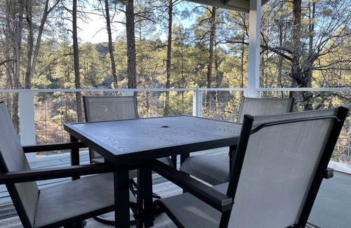 Oak Knoll Village Cabin | Fully renovated cabin w/private forest views & 3.2 miles to downtown Prescott!