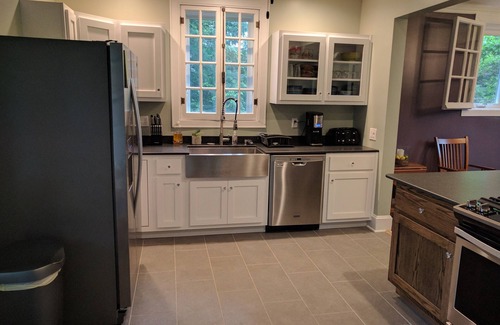 Confluence House | Fully renovated, charming stone house at the confluence of the 3 rivers