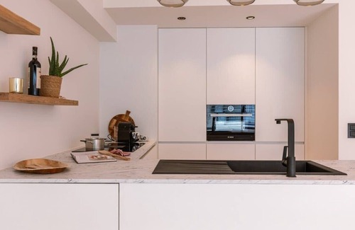 Heist Apartment | Fully renovated design apartment near the beach