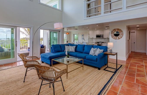Hope Town House | Fully renovated, walk to private dock slip (2 minutes) and all amenities.