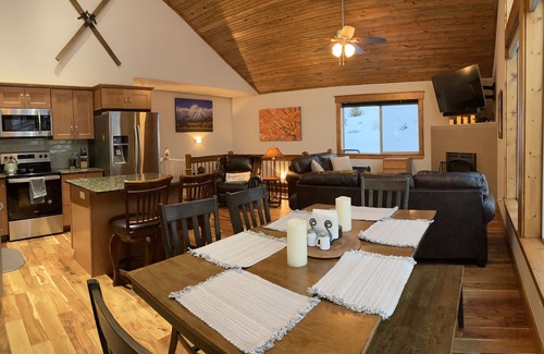 Fairplay Cabin | Fully Stocked Family Friendly Cabin Near Breckenridge