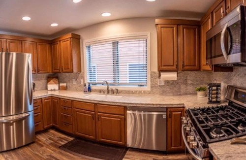 Incline Village Condo | Fully Stocked & Spacious McCloud 3Bed/2.5 Walk to Lake 1-Car Garage
