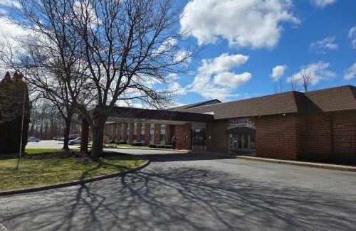 Fulton Hotel | Fulton Hotel - Oswego Riverfront