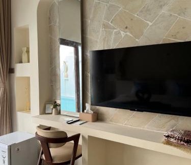 Banjarasri Villa | Fulton Villa Alexandria 2BR