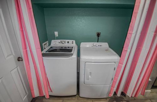 Berkley House | Fun and Affordable Dual Bedroom Lower Unit in Vibrant Denver