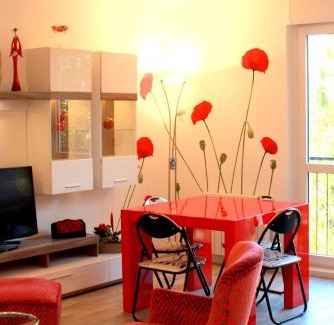 Quartier Saint-Ambroise Apartment | Fun and quiet