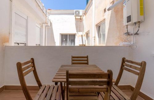 El Ejido Apartment | FUN BUILDING APARTMENTS by HOMEABOUT