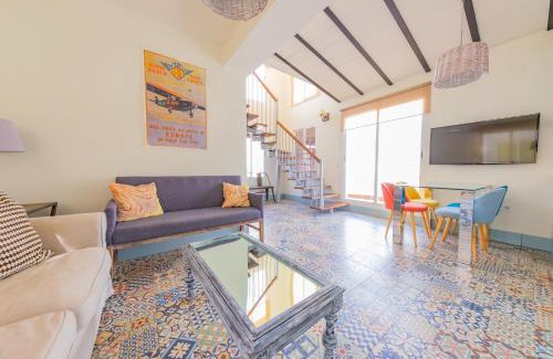 Lagunillas Apartment | FUN BUILDING TERRACES by HOMEABOUT