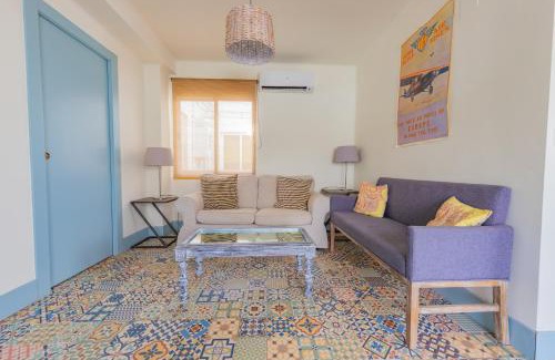 Lagunillas Apartment | FUN BUILDING TERRACES by HOMEABOUT