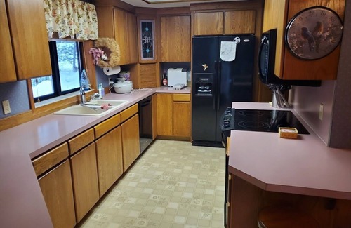 Garden Valley Cabin | Fun Cabin at Terrace Lakes - Sleeps 18 - Hot Springs Pool available